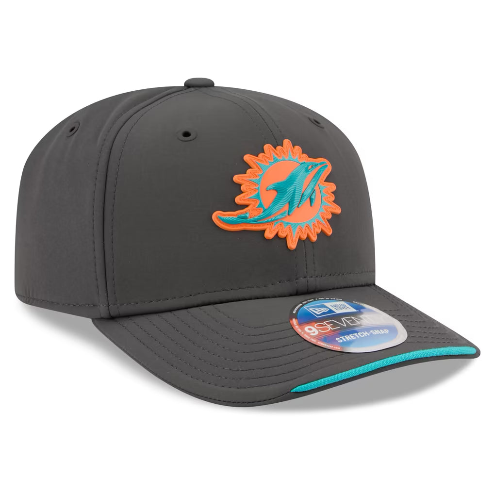 Miami Dolphins NFL New Era Men's Charcoal 9Seventy 2026 Sideline Cold Weather Stretch Snapback