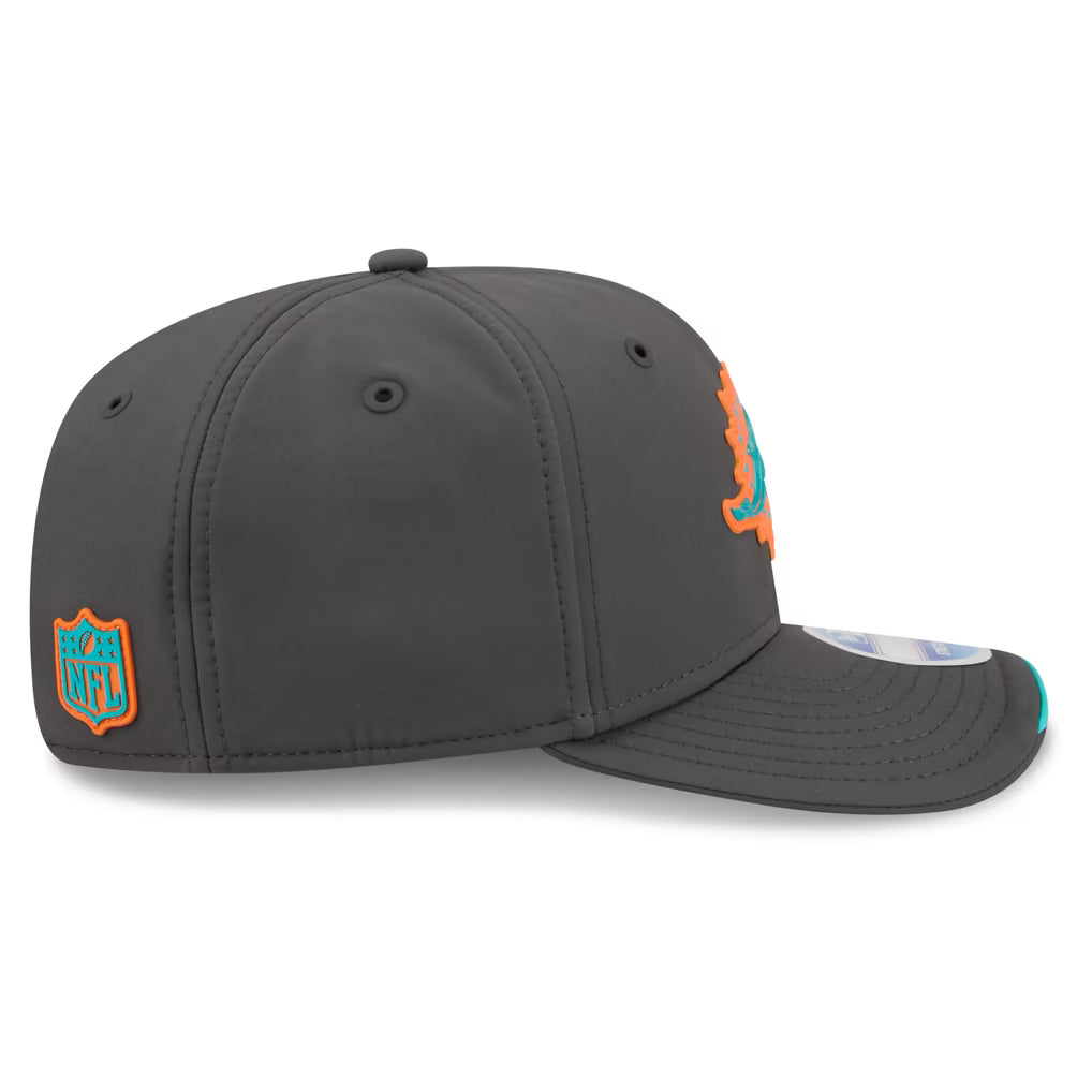 Miami Dolphins NFL New Era Men's Charcoal 9Seventy 2026 Sideline Cold Weather Stretch Snapback