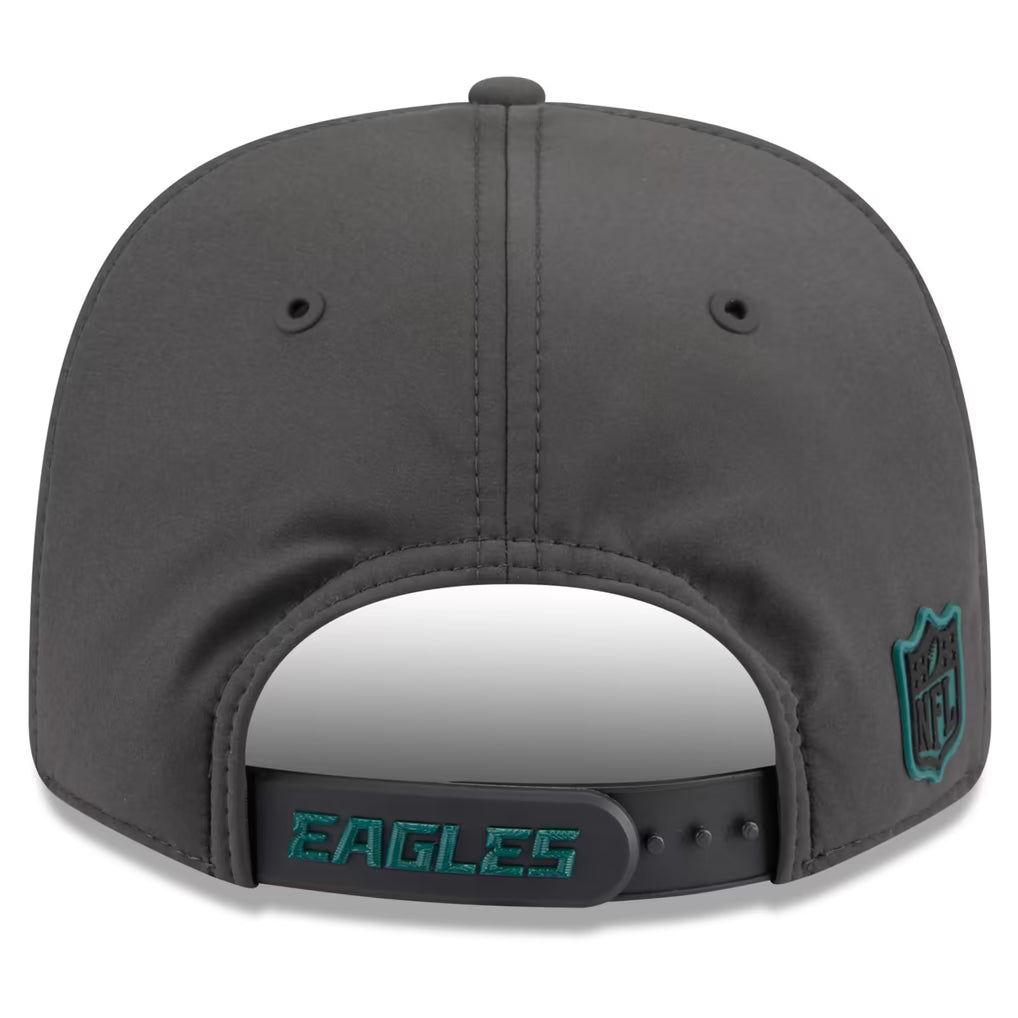 Philadelphia Eagles NFL New Era Men's Charcoal 9Seventy 2026 Sideline Cold Weather Stretch Snapback