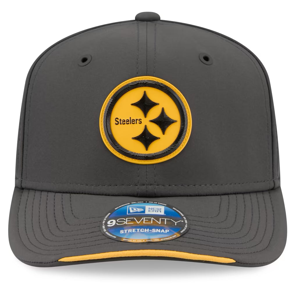 Pittsburgh Steelers NFL New Era Men's Charcoal 9Seventy 2026 Sideline Cold Weather Stretch Snapback
