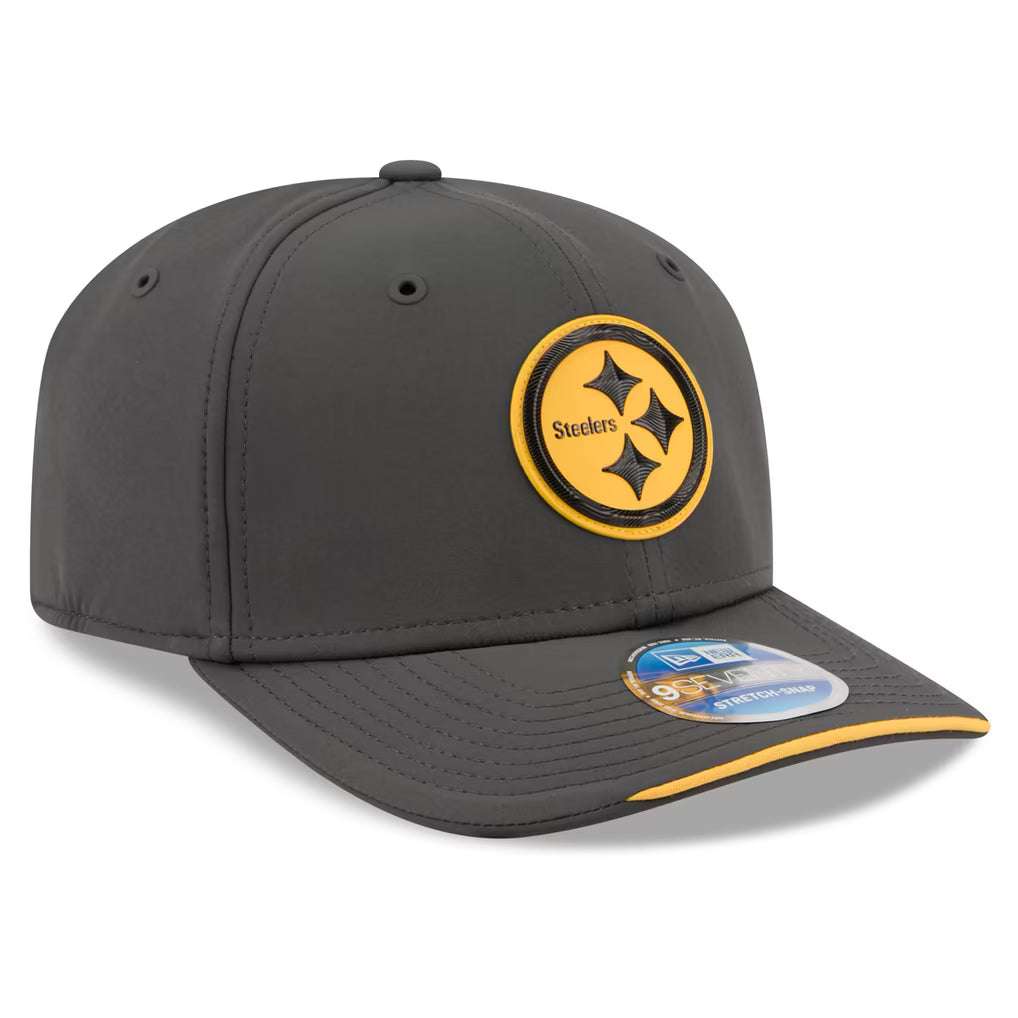 Pittsburgh Steelers NFL New Era Men's Charcoal 9Seventy 2026 Sideline Cold Weather Stretch Snapback