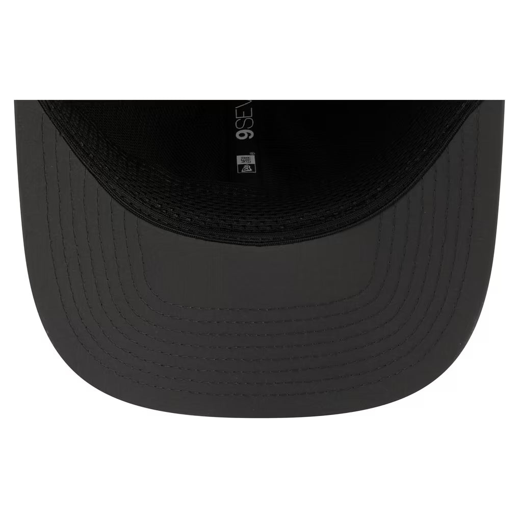 Pittsburgh Steelers NFL New Era Men's Charcoal 9Seventy 2026 Sideline Cold Weather Stretch Snapback