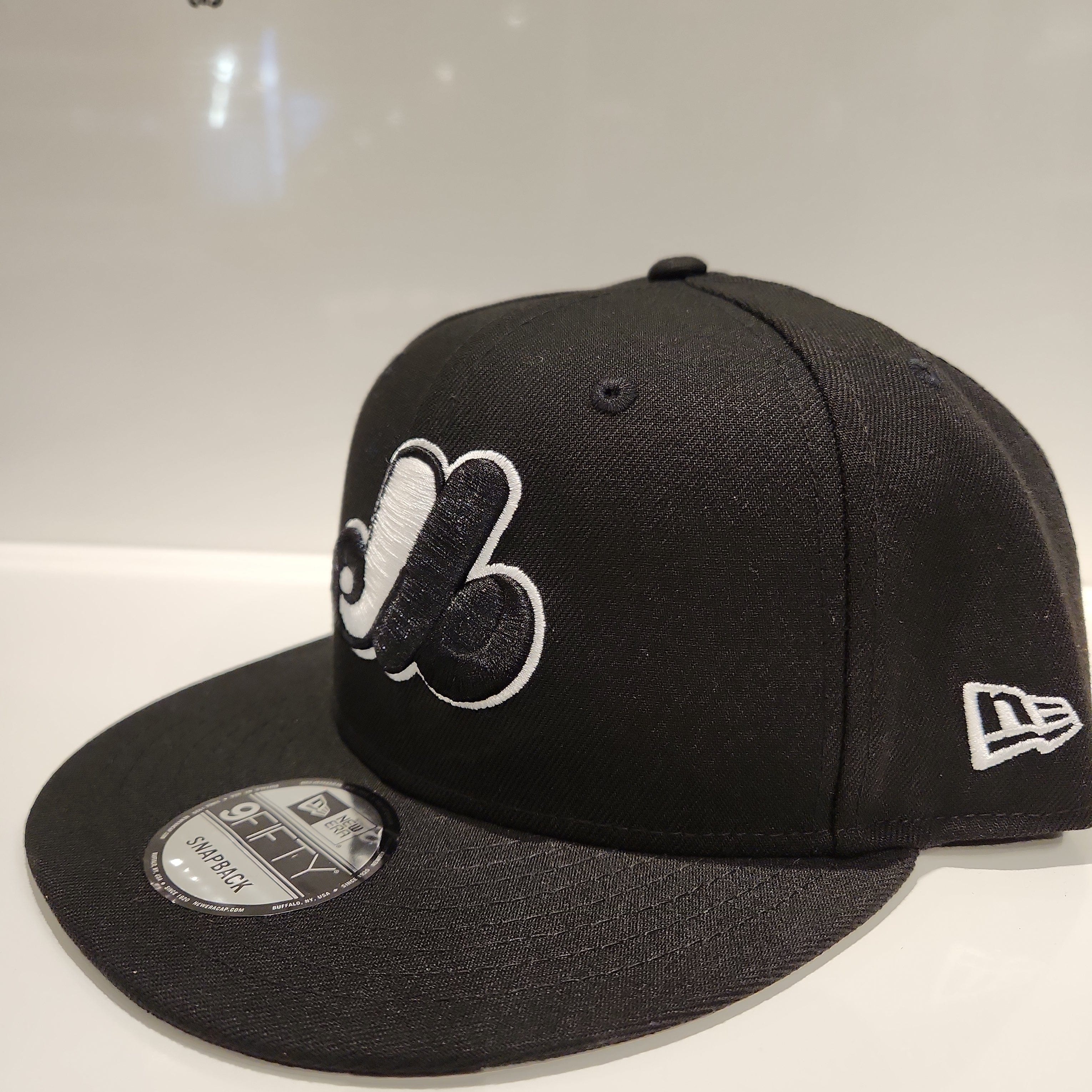 Montreal Expos MLB New Era Men's Black/White 9Fifty Cooperstown National League Patch Snapback