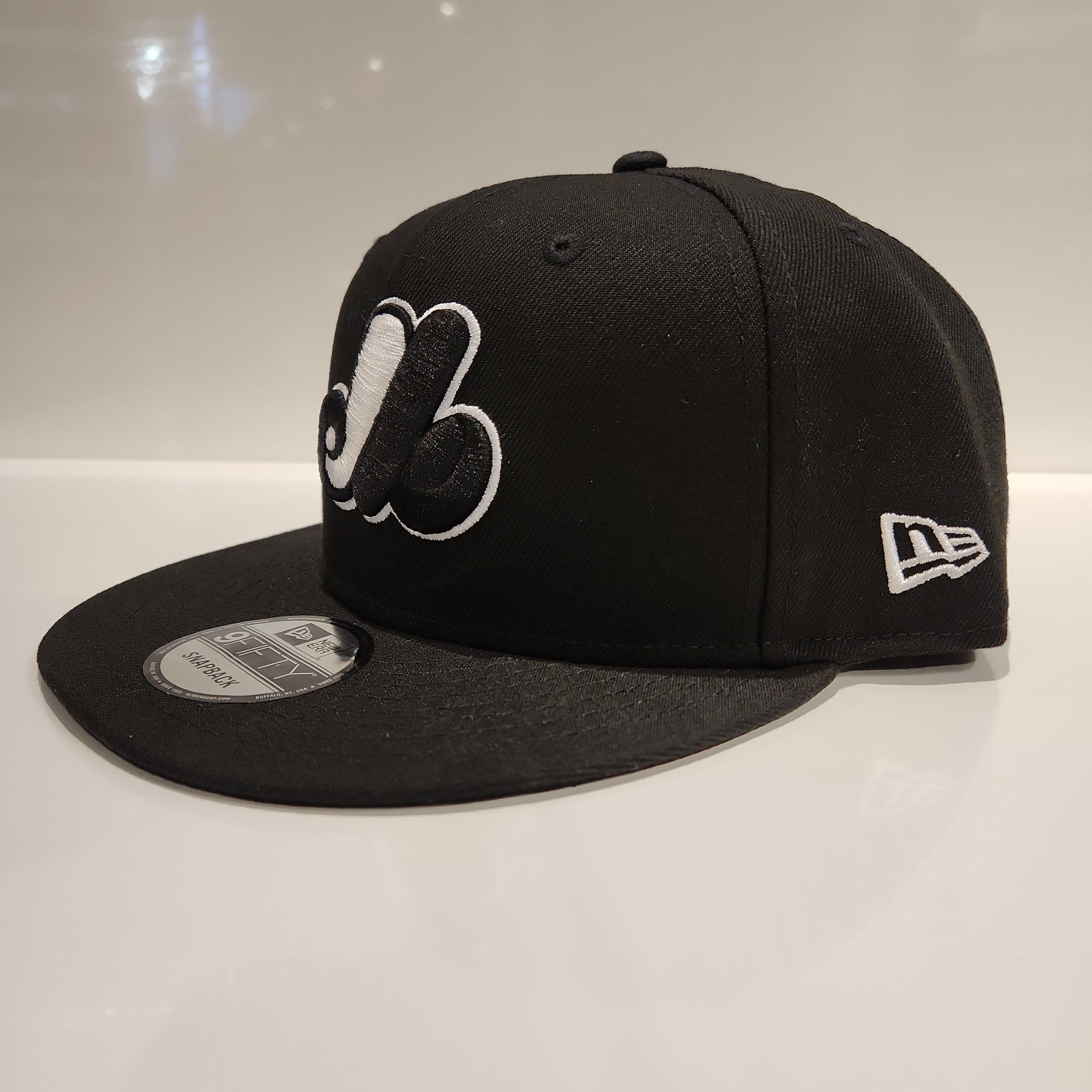 Montreal Expos MLB New Era Men's Black/White 9Fifty Cooperstown National League Patch Snapback