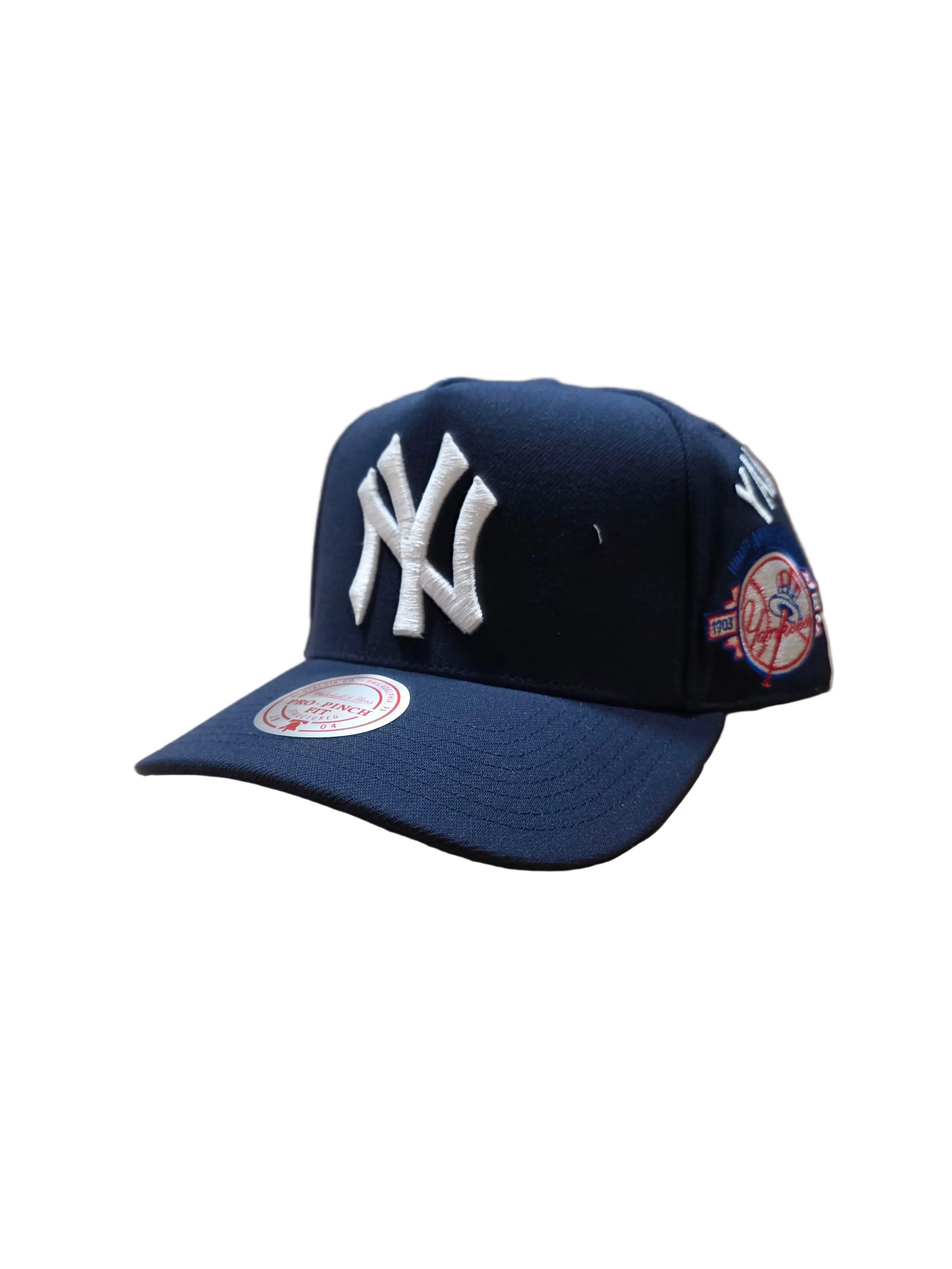 New York Yankees MLB Mitchell & Ness Men's Navy Historical Pro Pinch Fit Snapback Hat
