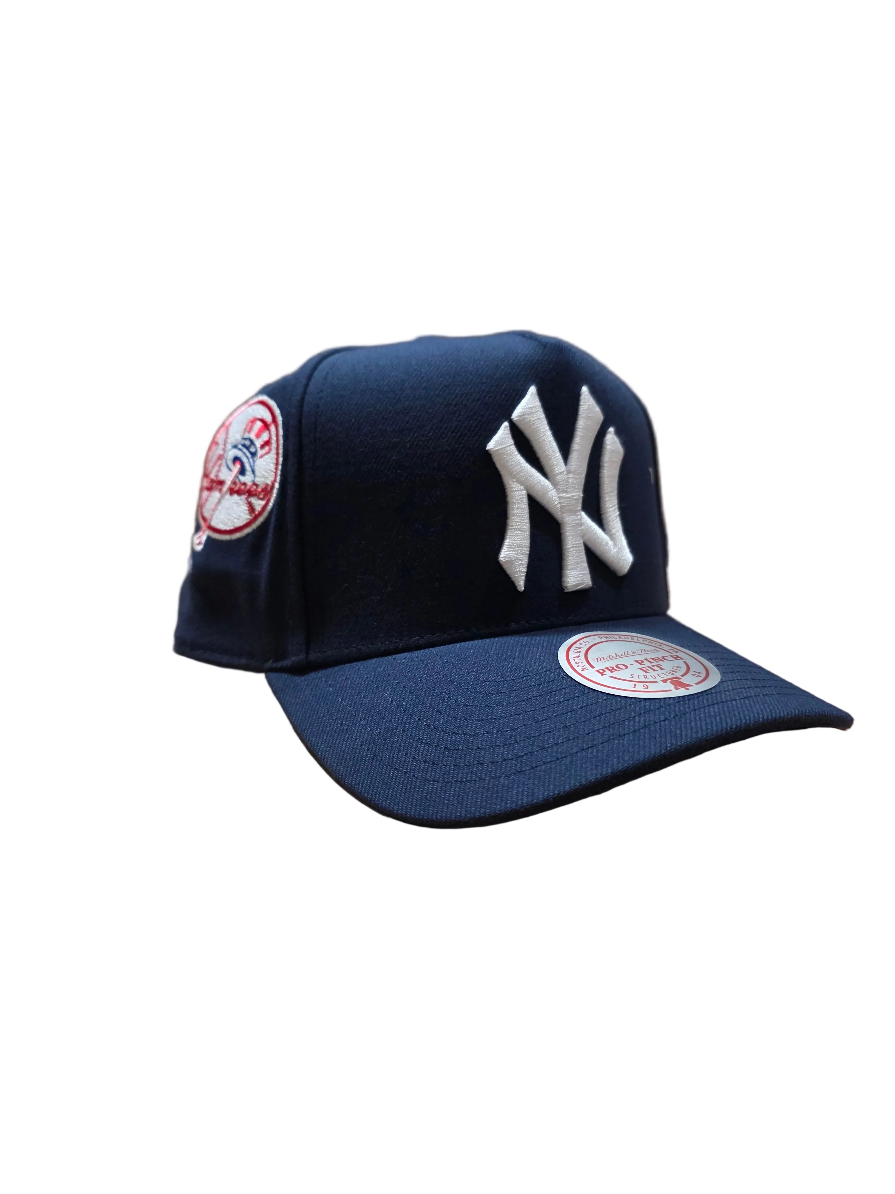 New York Yankees MLB Mitchell & Ness Men's Navy Historical Pro Pinch Fit Snapback Hat