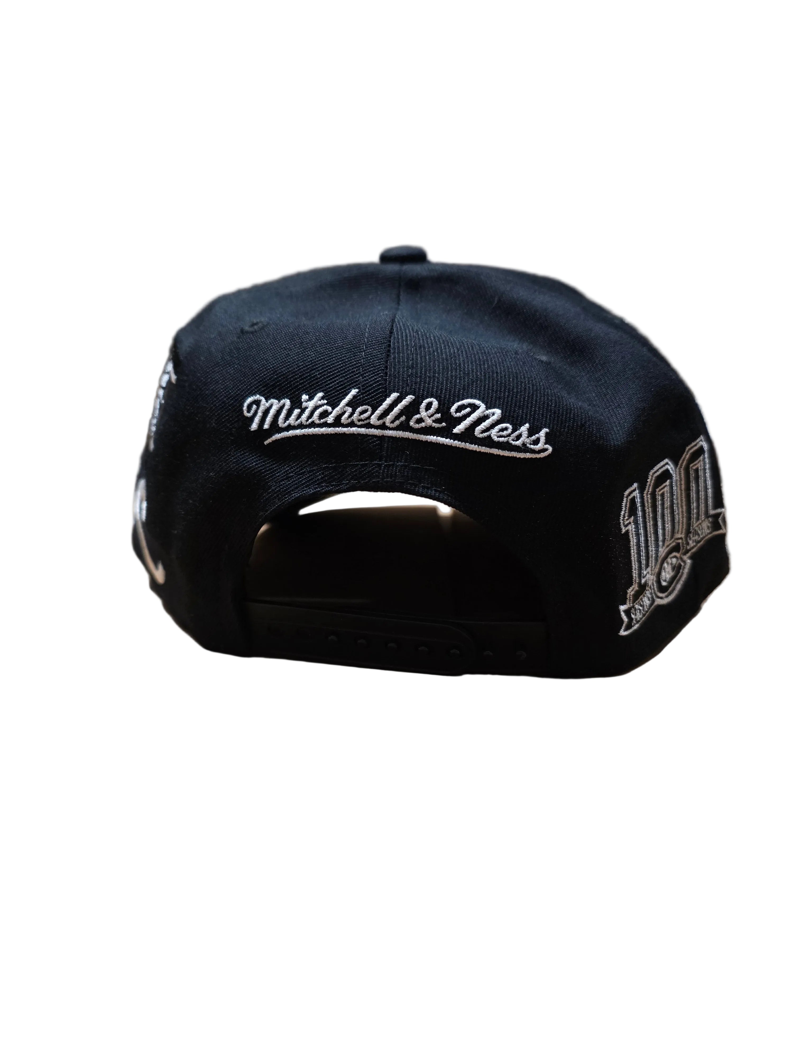 Montreal Canadiens Mitchell & Ness Men's Black Moonlight Pro Pinch Fit A-Frame Snapback Hat