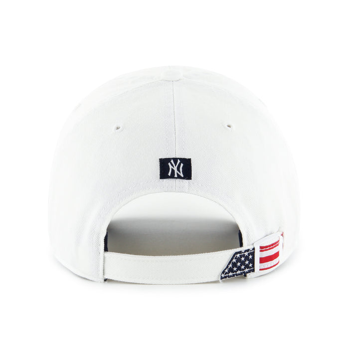 New York Yankees MLB 47 Brand Men's White Patriotic Clean Up Adjustable Hat