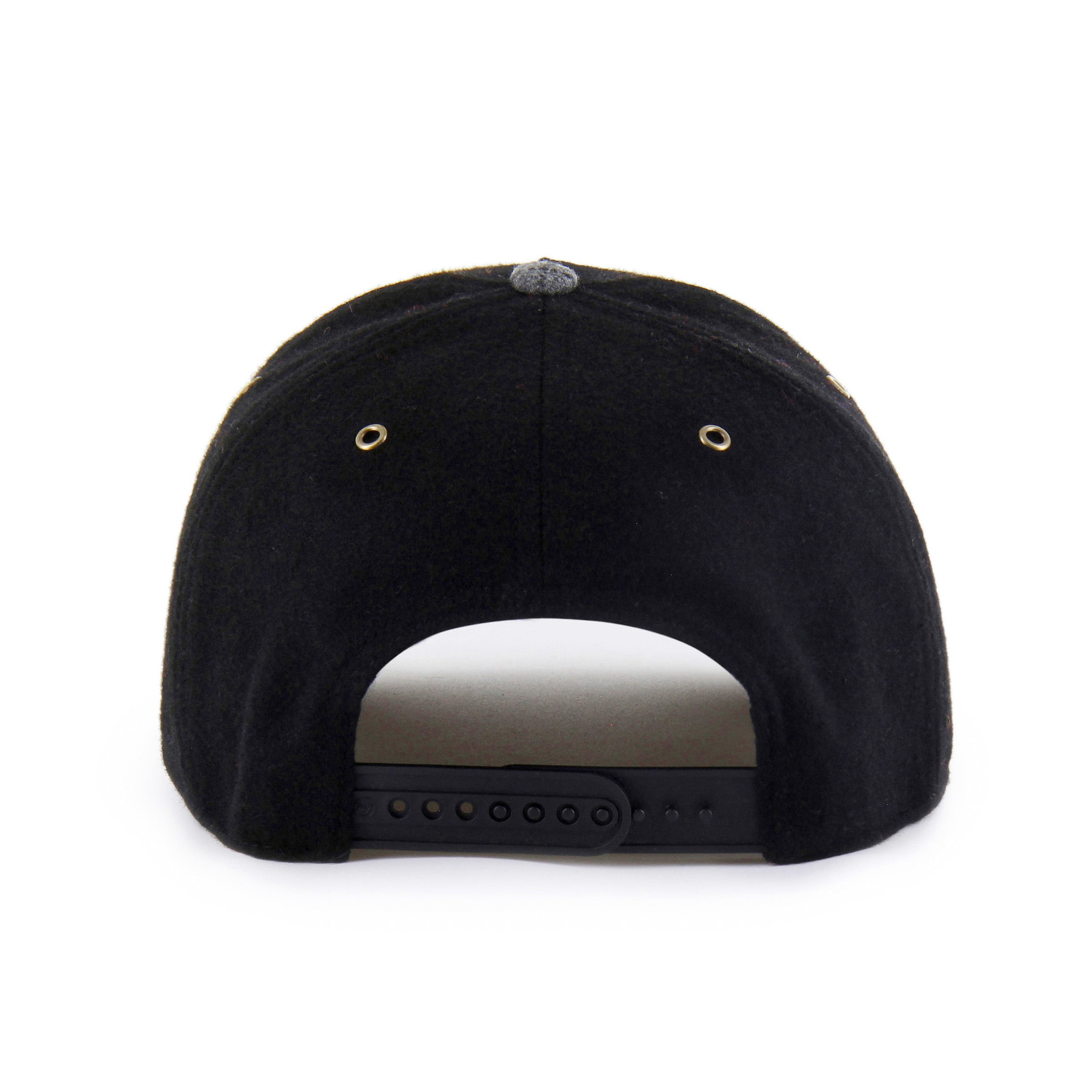 Casquette à carreaux noirs Vancouver Canucks NHL 47 Brand pour homme