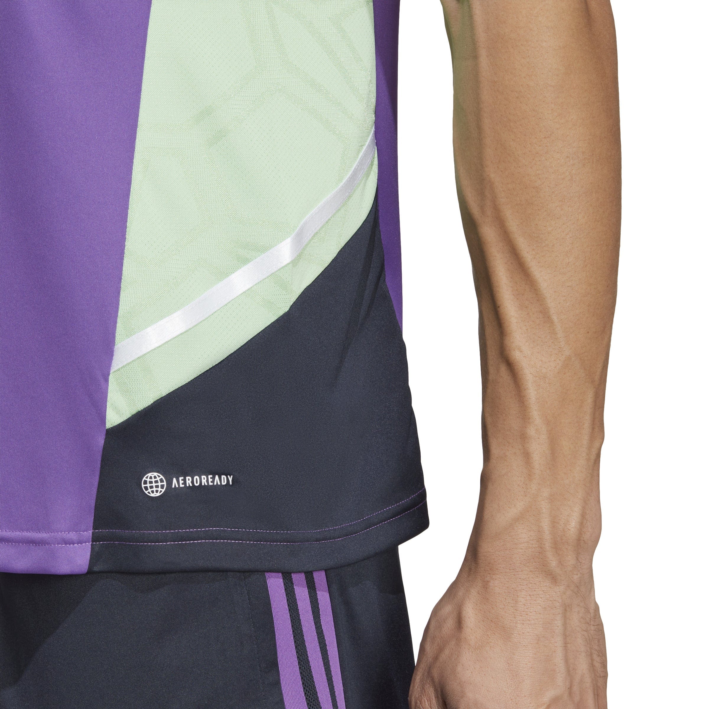 Real Madrid La Liga Adidas Men's Purple Condivo 22 Training Jersey